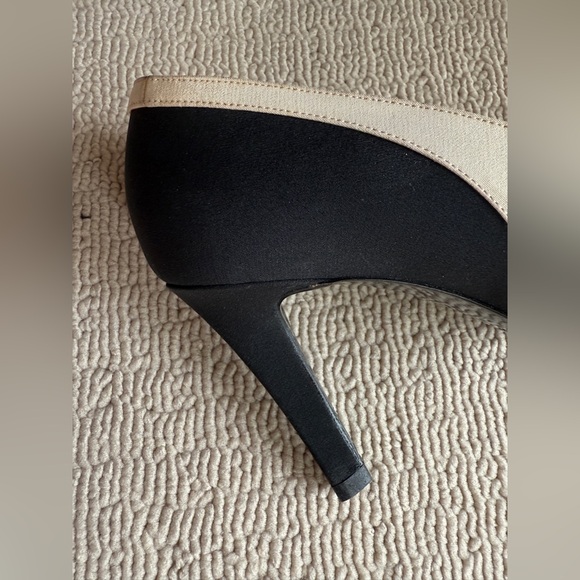 YVEST SAINT LAURENT Heels, Cap-Toe, Satin, Size 7M, Good Condition - Picture 13 of 16